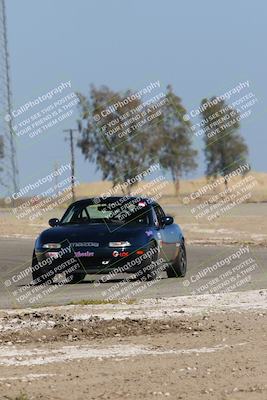 media/May-01-2022-CalClub SCCA (Sun) [[03a481c204]]/Group 5/Qualifying (I5)/